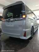 Toyota NOAH wxb sunroof