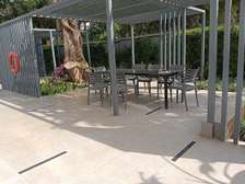 2 Bed Apartment with Swimming Pool at Riverside Drive