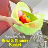 Multipurpose basket for fruits with drainer and cover