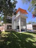 5 Bed House with En Suite in Lavington