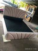 Modern upholstered tufted king-size bed