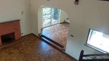 6 Bed Townhouse with Garden in Lavington