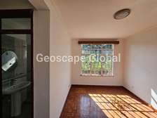 4 Bed Villa with En Suite in Nyari