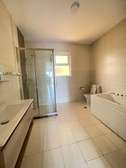 3 Bed Apartment with En Suite in Kilimani