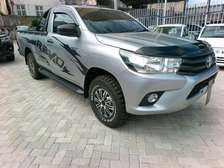Toyota Hilux single cabim