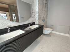 4 Bed Villa with En Suite at Runda