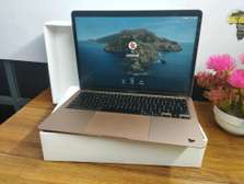 MacBook air i3 8gb 256ssd 2020 Laptop