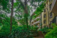 5 Bed Villa with En Suite at Lavington