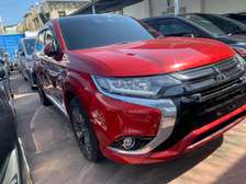 Mitsubishi outlander  hybrid sunroof