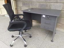 Executive study desk with study chair
