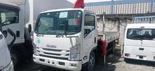 ISUZU ELF WITH CRANE AND FRONT LEAF SPRINGS
