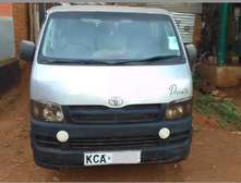 TOYOTA HIACE