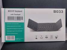 Foldable Bluetooth keyboard with touchpad b033