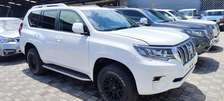 Toyota Land cruiser Prado Vx-L White 2017