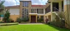 5 Bed Townhouse with En Suite in Karen Hardy