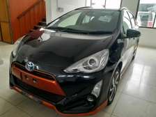 Toyota Aqua hybrid black 2016 2wd
