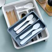 Expandable Kitchen Drawer Organizer / Cutlery Organizer