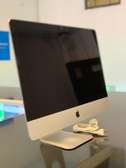 Apple iMac 21.5-inch 3.3GHz Core i3 (Early 2013)