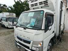 Mitsubishi canter freezer body