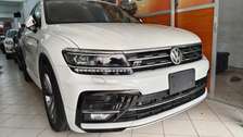 Volkswagen Tiguan R-Line 2018 White