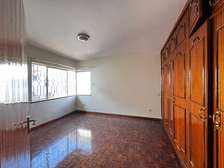4 Bed Townhouse with En Suite in Spring Valley