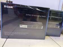 D-LINK FAST ETHERNET DESKTOP SWITCH – 24 PORTS – DES-1024D