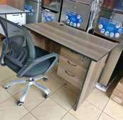 Office chair with a lockable desk
