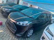 Toyota Sienta Non hybrid 2018
