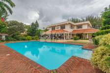 6 Bed House with En Suite at Jomo Kenyatta Road