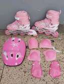 *Skating shoes