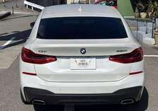 BMW 6 SERIES