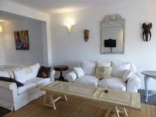 Serviced 3 Bed Apartment with En Suite in Riverside