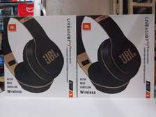 JBL LIVE 650BTNC Wireless Over-Ear Noise-Canceling Headphone