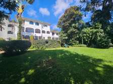 4 Bed House with En Suite in Nyari