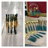 24pcs Golden cutlery set with stand