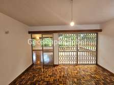 4 Bed House with En Suite in Lavington