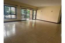 4 Bed Apartment with En Suite in Westlands Area