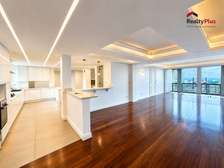 6 Bed Apartment with En Suite at Matumbato