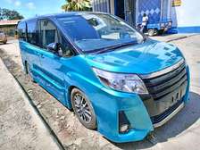 Toyota Noah 2016 model with double sunroof