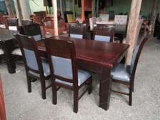 Elegant mahogany Dining table