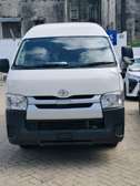 TOYOTA HIACE HIGHROOF AUTO DIESEL