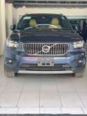 VOLVO XC40 T4 SUNROOF PETROL AWD
