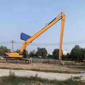 LONG REACH EXCAVATOR FOR HIRE