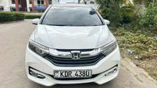 Honda Fit shuttle Hybrid 2018 2WD