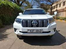 TOYOTA LAND CRUISER PRADO TX PETROL 2011 MODEL..