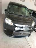 Toyota Porte black