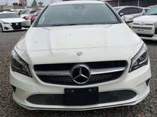 Maercedes  Benz class 180
1600cc
2019 model white color.