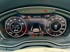 AUDI Q5 s-line quattro 2018model