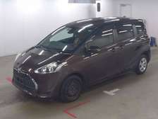 2019 TOYOTA SIENTA FANBASE G