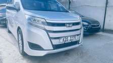 Toyota noah 2017  8 seater normal